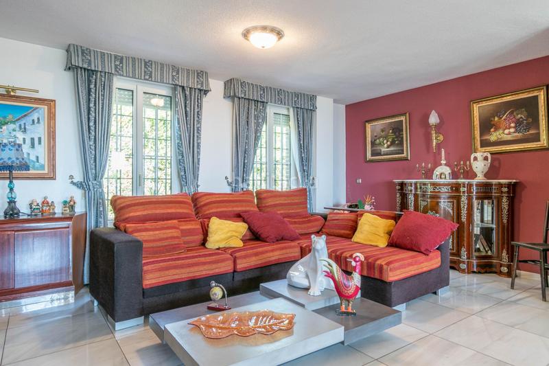 Foto 143d2b82-be6d-4bb3-a625-65c5c1fc89fd. Chalet con riscaldamento parcheggio piscina in Albolote