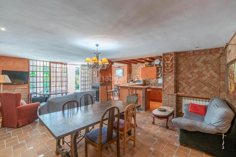 Foto 2dc88598-d7d0-4864-bcfd-e2e32fb4d43e. Chalet con riscaldamento parcheggio piscina in Albolote