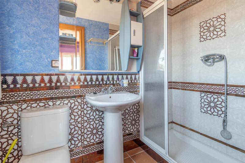 Foto fee75d97-9573-4d7a-a72f-433ab637efc4. Chalet con riscaldamento parcheggio piscina in Albolote