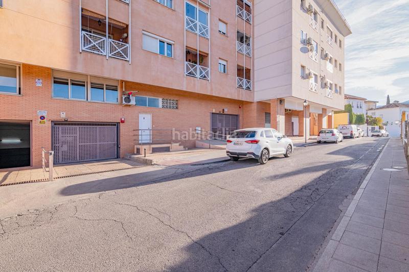 Foto e0873b25-491c-4641-ad81-0690a488fbce. Pis amb aparcament piscina a Cenes de la Vega