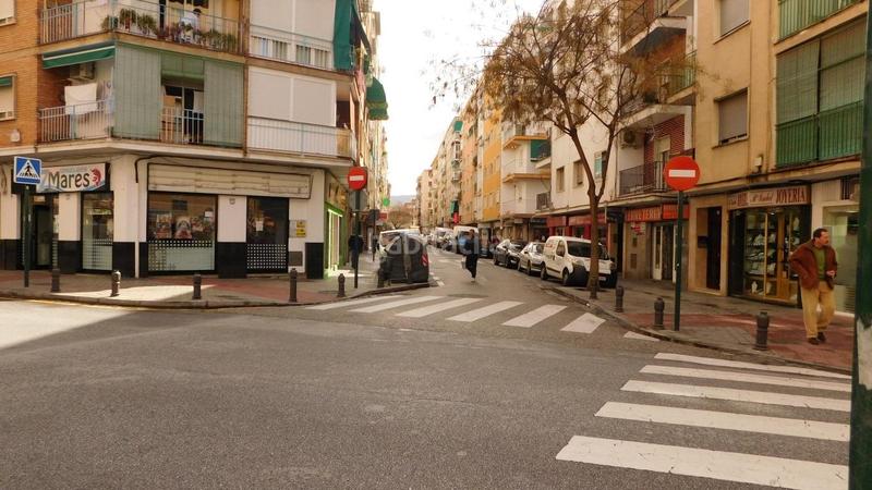 Foto 8f9aae0c-2480-4a16-88df-304220726319. Rent business premise in calle concha espina 33 in Granada