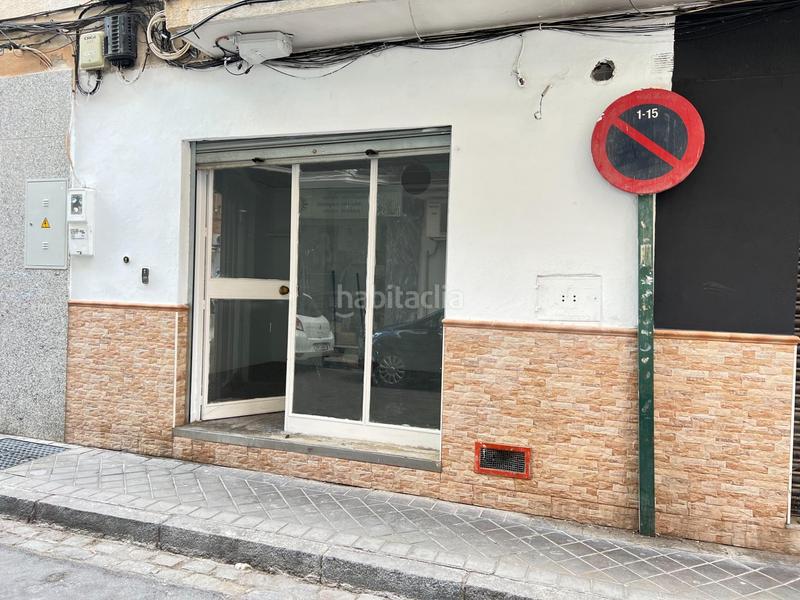 Foto c8bbaa39-7770-4b3a-8f78-63ce31f8e1dd. Rent business premise in calle concha espina 33 in Granada