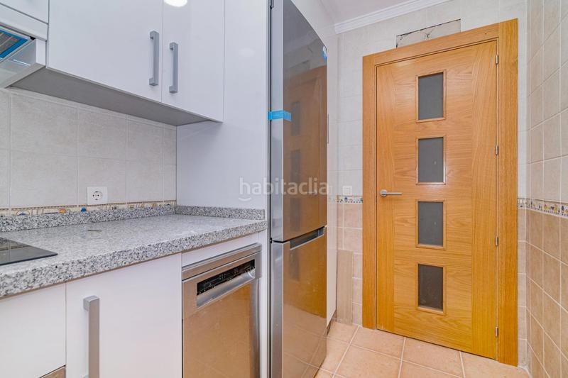 Foto 8a1f9bed-4df1-4b1d-8920-3028917f27fb. Appartamento in calle higueras 19 in La Zubia Ciudad Zubia (La)