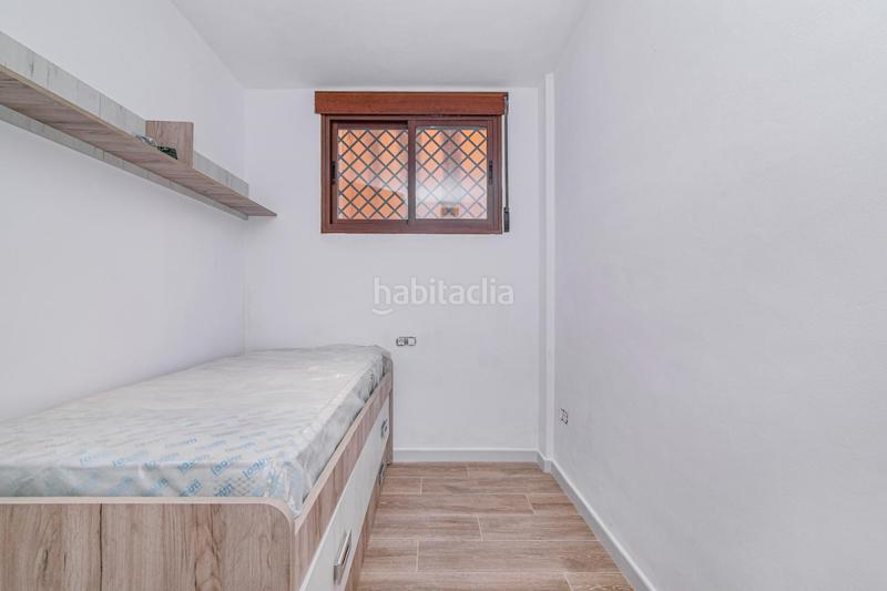 Foto d59d0aaf-a8f3-4b55-b69b-25057dbb7f8c. Appartamento in calle higueras 19 in La Zubia Ciudad Zubia (La)