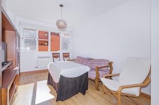 Flat in Calle Albondón