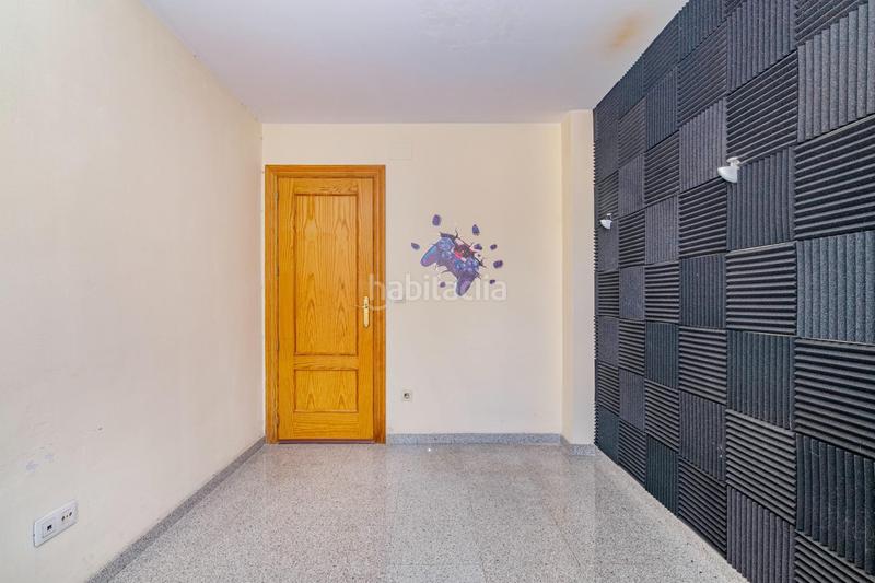 Foto c655b536-1cd7-48eb-a082-b1bae997bbbe. Maison avec parking dans San Antón Armilla