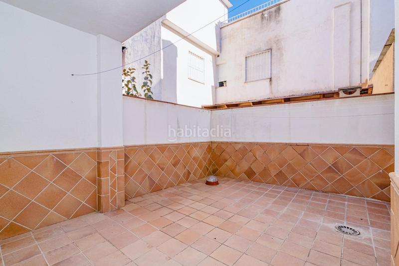 Foto c8aa0af7-c564-4450-8ab2-097c1d5b7999. Maison avec parking dans San Antón Armilla