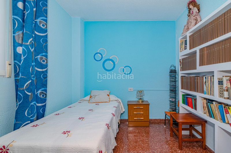 Foto 455ed109-d4db-45b5-8ffc-ab5124d8f9b2. Pis amb calefacció aparcament a Cartuja Granada