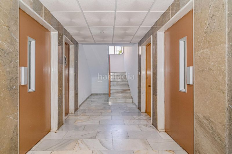 Foto 7a4f220b-d12c-4b7a-a976-f4699dc286c0. Pis amb calefacció aparcament a Cartuja Granada