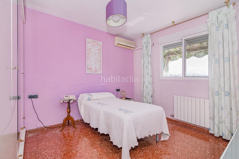 Foto ab936f62-e19a-44b2-a179-979c3415b93e. Pis amb calefacció aparcament a Cartuja Granada