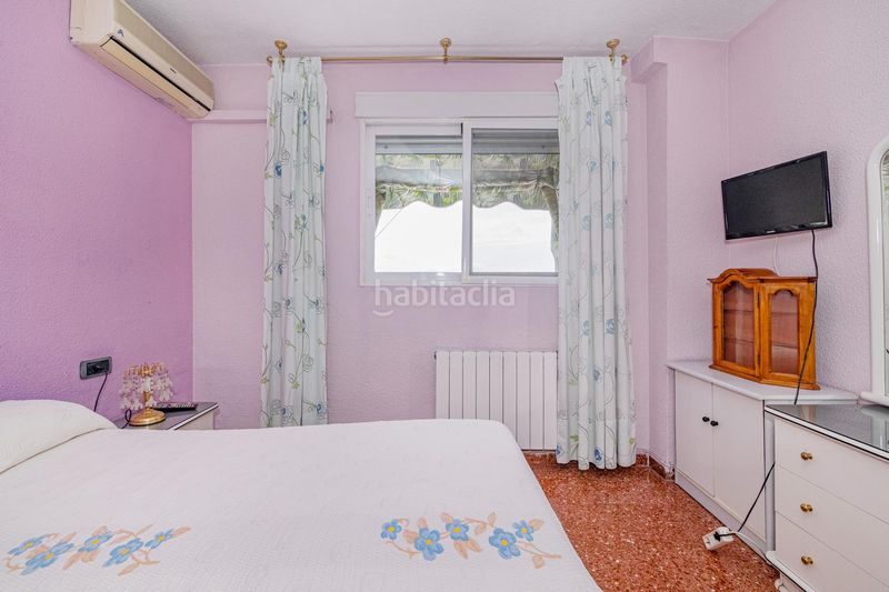 Foto c469019d-a1cb-46bf-8397-f0cc5a99d5d2. Pis amb calefacció aparcament a Cartuja Granada