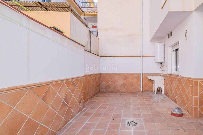 Foto 64a9bee1-f4c5-4d85-b93f-0522c742af6b. Casa amb aparcament a San Antón Armilla