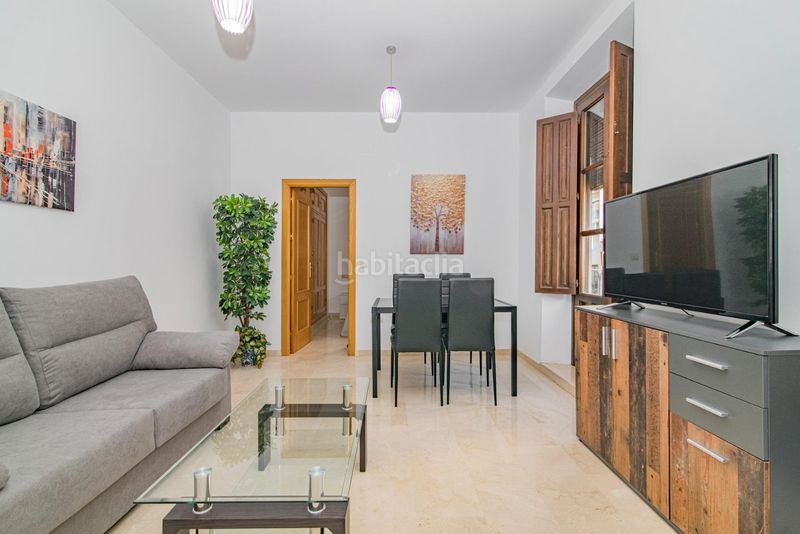 Foto 0750cd82-0066-4c08-9260-e4e107f574d8. Apartament amb calefacció a Centro - Sagrario Granada