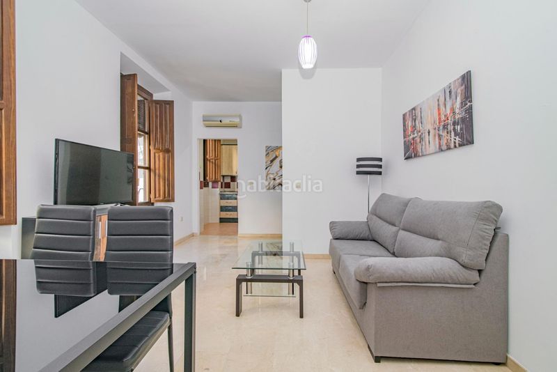 Foto b58f35ec-8cf3-48e9-8cd2-058f9a73e2a3. Apartament amb calefacció a Centro - Sagrario Granada