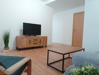Rent Flat  Avenida fernando de los ríos. Alquila tu oasis de paz en armilla, a pasos de la iglesia san mi