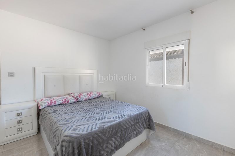 Foto a9c2ebf2-7aa8-4e48-a01e-de0512731a93. Casa a Ayuntamiento Alhendín
