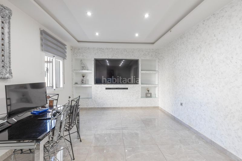 Foto f8976209-6e6b-4ac1-aea3-ddb3b05f8b9b. Casa a Ayuntamiento Alhendín