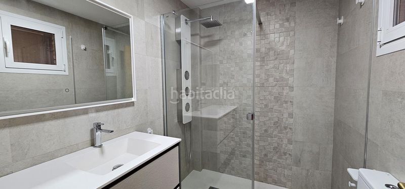 Foto f3042ba8-7464-4b7a-835c-83b3eea0ff8e. Casa adossada amb calefacció aparcament a Maracena