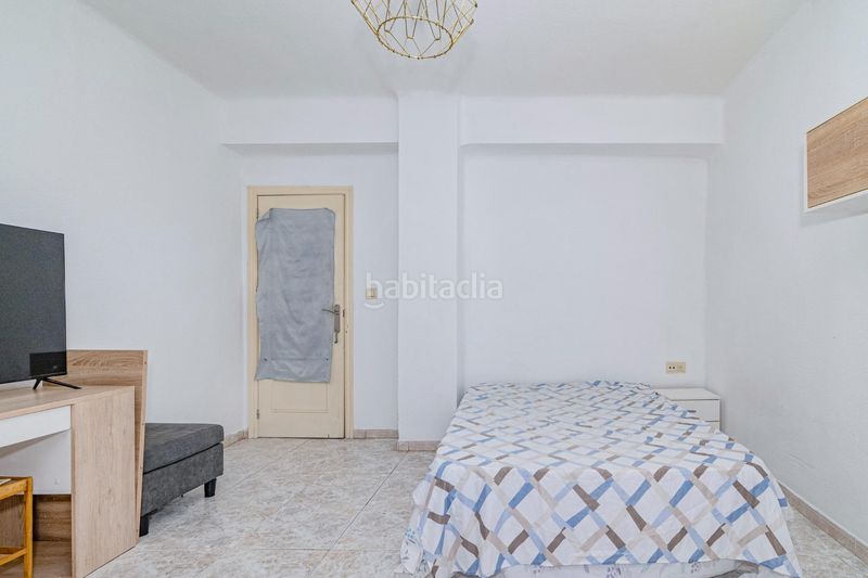 Foto f982ccb1-e02e-4b58-8254-29c7d8f6aae7. Pis a Fígares Granada
