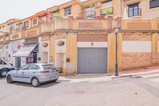 Lloguer Local Comercial  Calle calle pedro jiménez. Local comercial en alquiler en huetor vega!!!