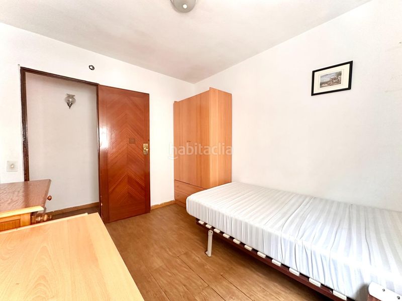 Foto ad5e593b-f936-4e86-9f9c-8303ff835e9c. Pis a Barrio de Zaidín Granada