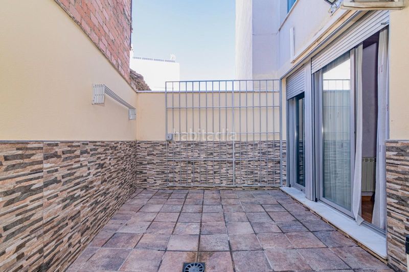 Foto 4c9745aa-7127-4ff7-b68f-d496af6dd3b6. Pis a calle Peligros a Peligros