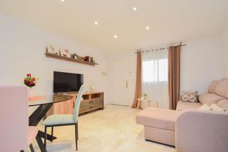 Duplex in Cúllar Vega. Duplex con garaje, trastero y terraza en cullar vega!!!