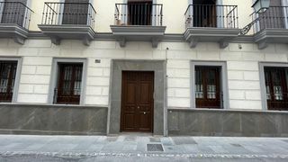 Lloguer Àtic  Calle buensuceso. Tu piso de lujo en el centro de granada!!!