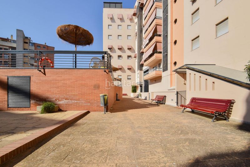 Foto 8d9e037e-f73a-4228-983f-6edf3cef7493. Pis amb calefacció piscina a Cerrillo de Maracena - Periodistas Granada