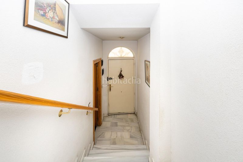 Foto e63d029c-83f7-433d-ad6a-7bee8c5706e7. Casa adossada amb aparcament a Maracena