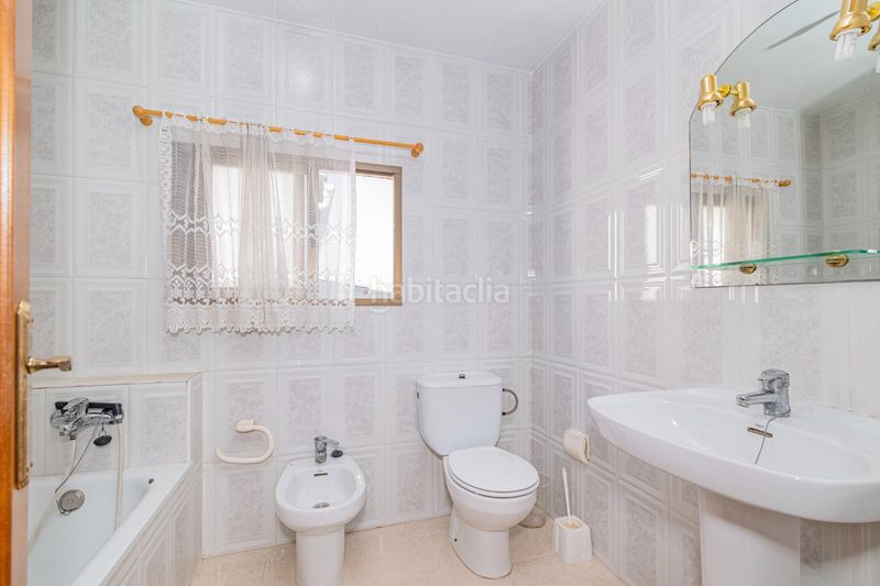 Foto 090d4596-b0d1-42c9-9c01-859c549c979d. Casa amb aparcament a Ambroz Vegas del Genil