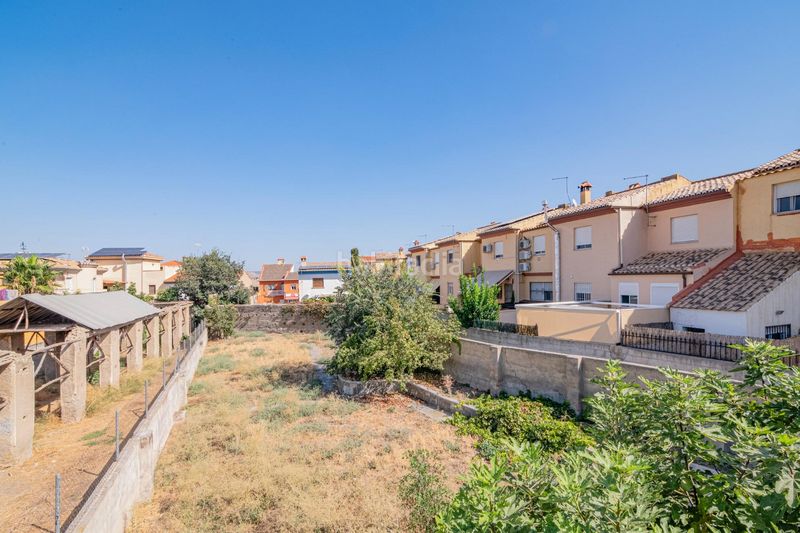 Foto 1ee4f29d-8d00-4df6-96fd-c1186163e4b4. Casa amb aparcament a Ambroz Vegas del Genil