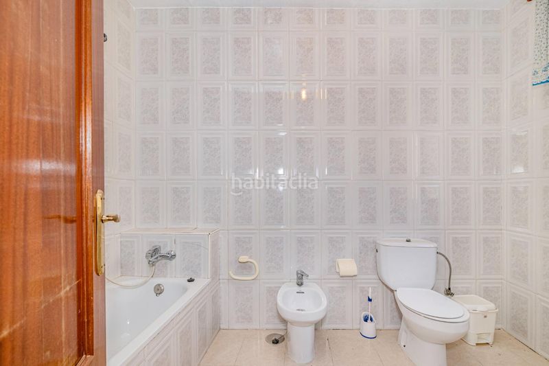 Foto faa1851c-3956-4b83-9846-58383176a180. Casa amb aparcament a Ambroz Vegas del Genil