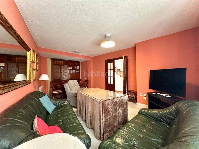 Foto 1ecff77a-52ad-4c9f-82d1-221647fa66da. Casa adossada amb calefacció aparcament a Huétor Vega
