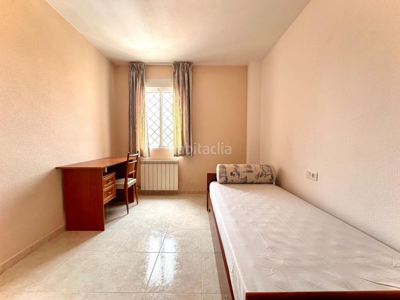 Foto 457b6dda-d712-4ae7-a4d8-e20c3ed389c4. Casa adossada amb calefacció aparcament a Huétor Vega