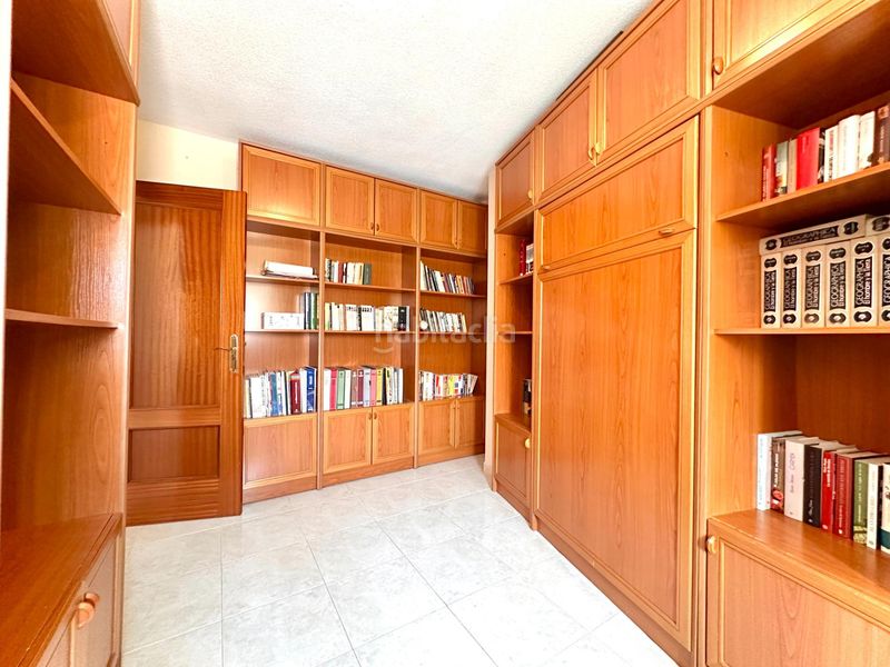 Foto 7ea78057-2a14-469c-b3a8-fb409841345e. Casa adossada amb calefacció aparcament a Huétor Vega