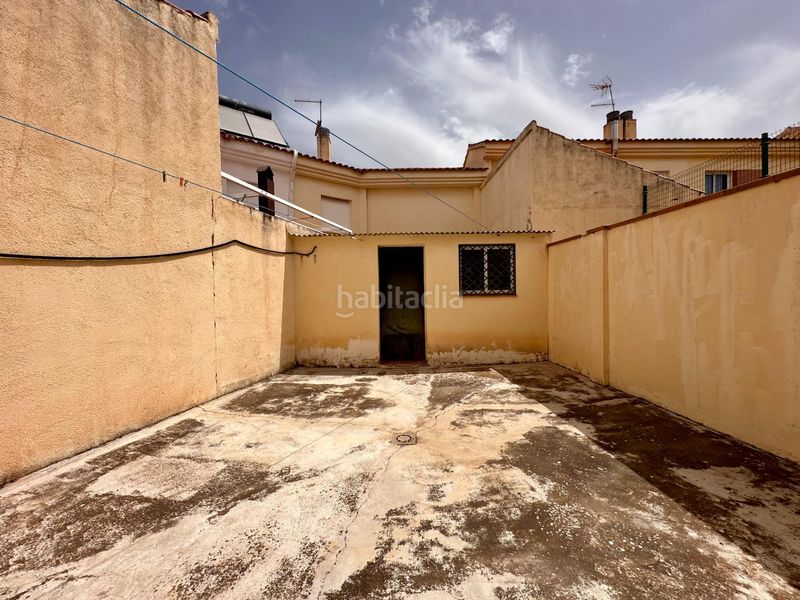 Foto 9a43d726-7580-4161-9fc9-0c3d86c6ce47. Casa adossada amb calefacció aparcament a Huétor Vega
