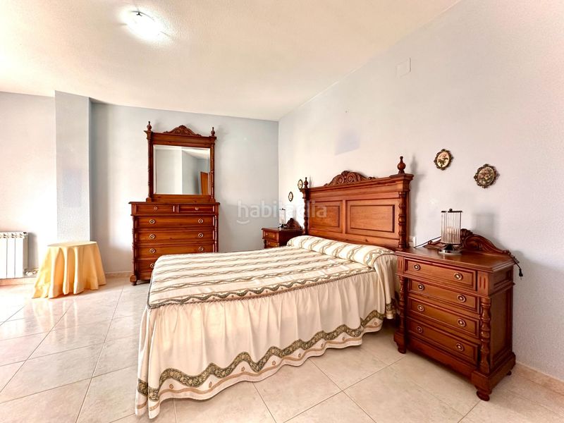 Foto d7075a5d-b21f-4a5a-b153-7050368787f2. Casa adossada amb calefacció aparcament a Huétor Vega
