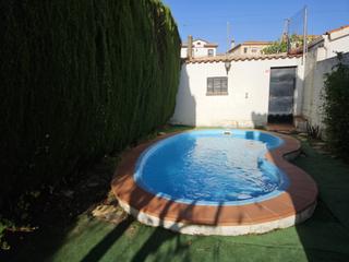 Chalet en Jun. Chalet en los morquiles