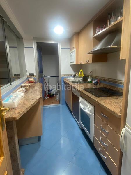 Foto fe3a7d78-6ae6-4987-9116-f620c61b2ea5. Piso en calle emilia pardo bazán 8 piso junto a la junta andalucia en Granada