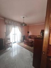 Piso en Calle agustina de aragn 23. Apartamento alhamar