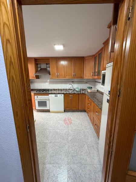 Foto eb690583-57e2-40ef-bd23-e4a3c1bf6b22. Alquiler piso alquiler junto hospital real en San Ildefonso Granada