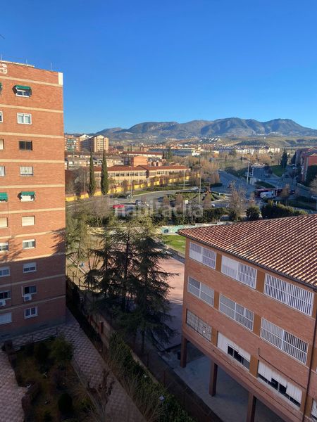Foto ef8e1afc-b01c-4203-a072-366c0dac8ebb. Pis a Campo Verde Granada