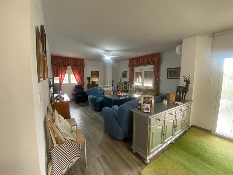 Foto 3add8350-d9dd-4b9b-bcc9-c79f84b727ef. Casa pareada casa con negocio en Padul