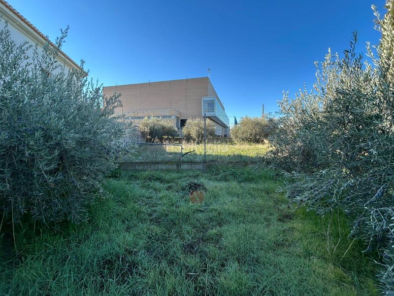 Foto c58bc9c3-dbf1-443f-ba62-67549059f392. Residential plot in camino acequia baja 8 in Carretera de Granada-La Alcazaba Alhendín