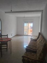 Pis  Calle san isidro. Gran piso en albolote