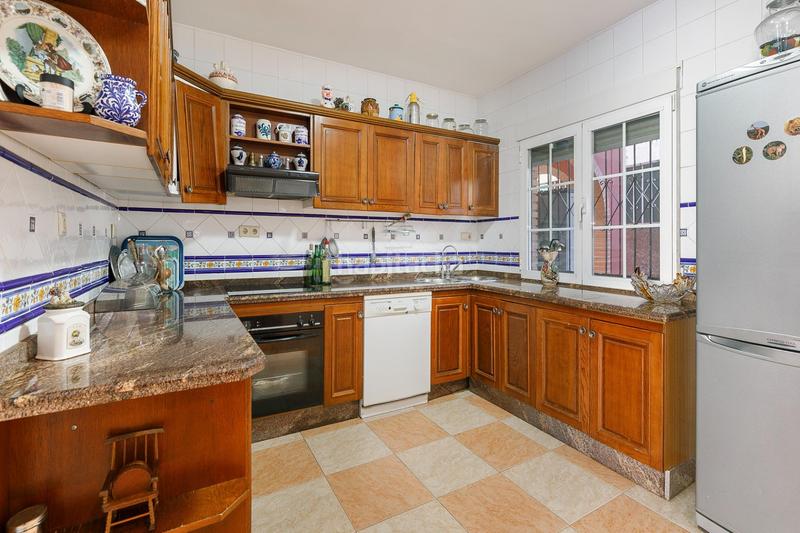 Foto efee7a49-60e9-469b-93a5-02e5a58bb42f. Chalet fantastica oportunidad en huetor !!!! en Huétor Vega