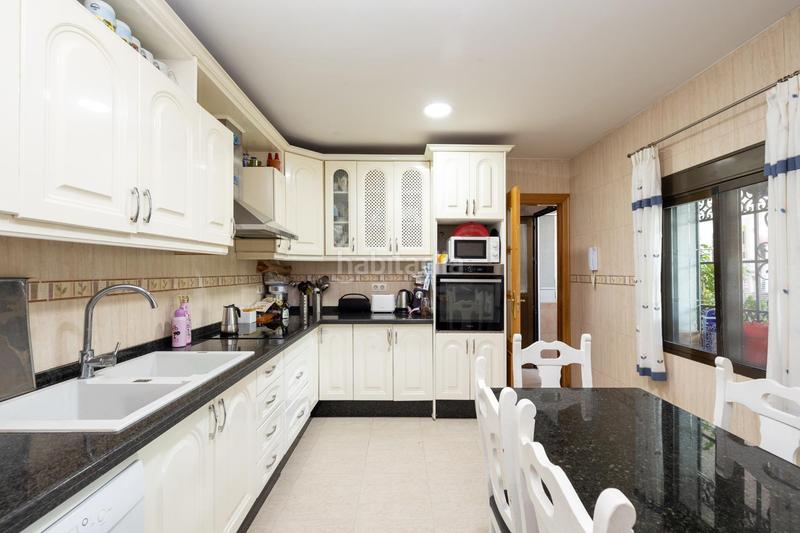 Foto 3c0c5f36-d84a-4341-a924-a81c325f8fd5. Maison avec chauffage parking dans Castaño - Mirasierra Granada