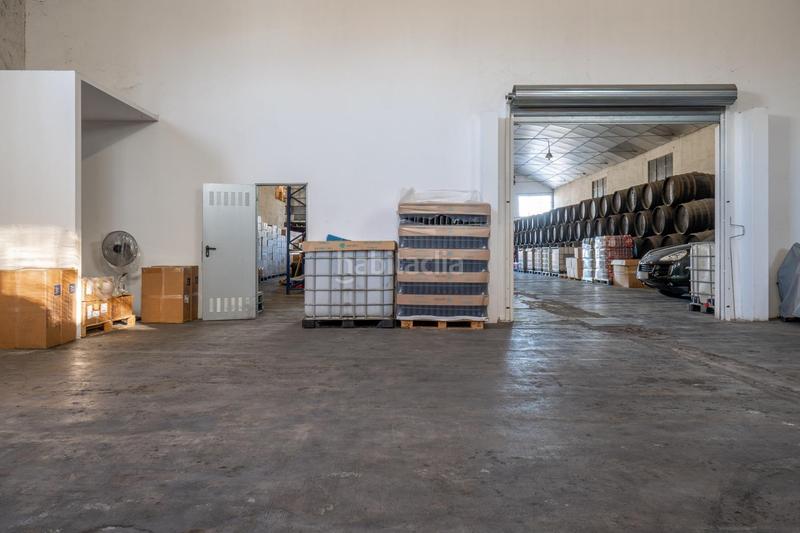 Foto e566921b-8f1e-40dc-a74a-40b4d7c129bb. Local commercial dans Urbanizaciones Alhendín