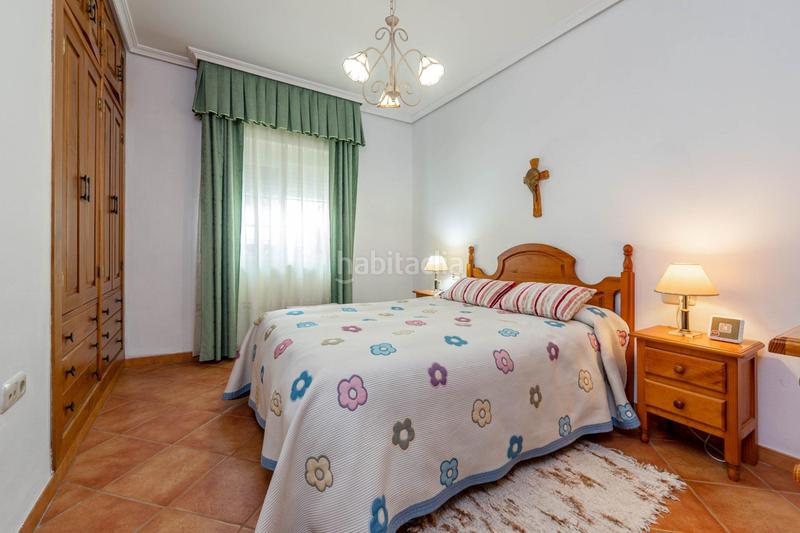 Foto 1a0f445d-dd24-47f1-84e9-20d27677b5c5. Casa in Centro Salobreña